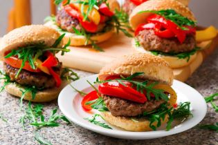 odliczenia VAT od usług noclegowych i gastronomicznych