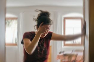 Zwolnienie lekarskie – 10 zakazanych czynności 