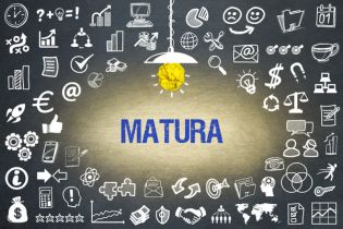 Stawka ryczałtu dla kursów maturalnych sprzedawanych online