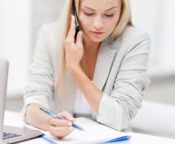 Sprawdź, w jaki sposób należy przygotować informację o umowach