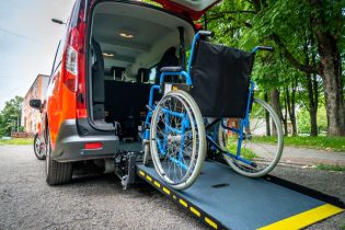 Wzrosną dofinansowania do wynagrodzeń pracowników niepełnosprawnych
