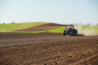 Korzystniejsze zasady zwrotu akcyzy zawartej w paliwie do produkcji rolnej