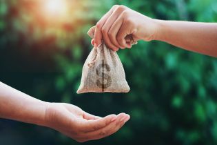 Limit płatności gotówkowych między przedsiębiorcami ma wzrosnąć do 25 000 zł. Co zakłada projekt?