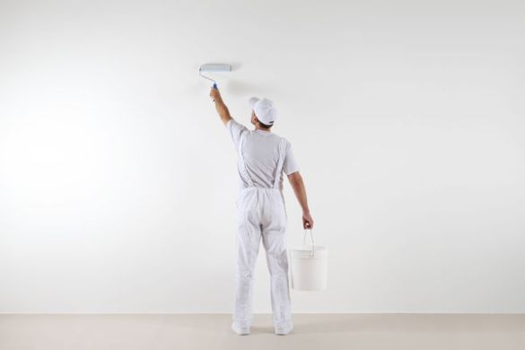Korzyść materialną w postaci zawarcia umowy najmu 