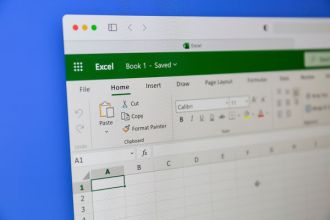 Utworzoną w Excelu tabelę chcesz wykorzystywać jako szablon, do którego wraz z nadejściem nowego okresu można wprowadzić nowe dane. 
