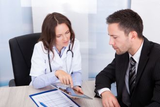 Sąd Najwyższy - spóźnione doręczenie zwolnienia lekarskiego grozi dyscyplinarką