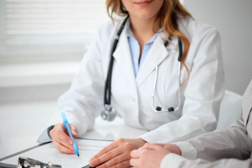 Wyczerpanie okresu zasiłkowego – obowiązki pracodawcy wobec ZUS i pracownika