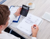 Obowiązek numerowania wystawianych faktur VAT wynika z przepisów obowiązującego prawa.