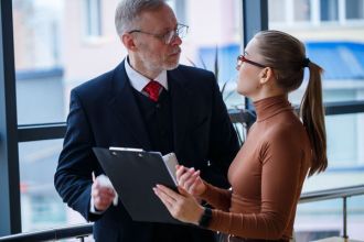 KSR 14 został poświęcony sporządzaniu sprawozdań finansowych jednostek, które działają w warunkach zagrożenia. 