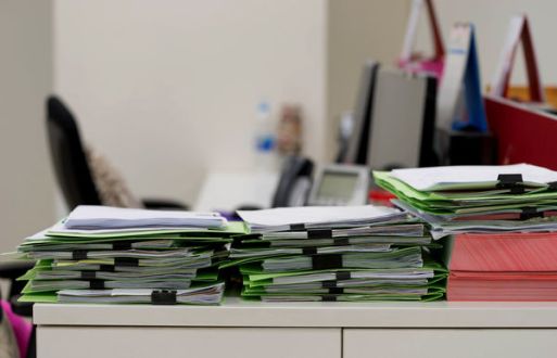 Podatnik w grudniu wpłacił zaliczkę na poczet zakupu materiałów i otrzymał od kontrahenta fakturę zaliczkową.