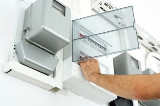   Kiedy podatnik nabywa prawo do odliczenia podatku naliczonego z faktury za prąd