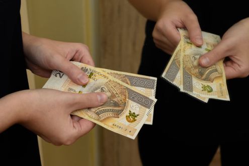 Wyłączenie płatności gotówkowych z kosztów – jak uniknąć problemów podatkowych