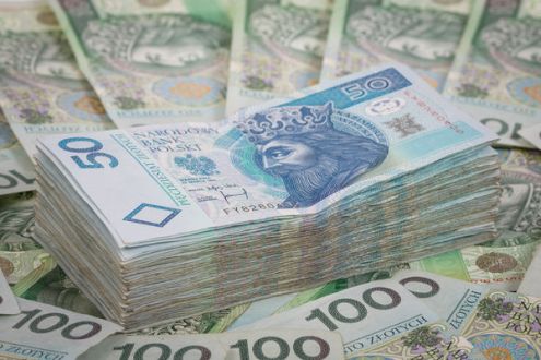 4.806 zł – tyle ma wynieść płaca minimalna w 2026 roku