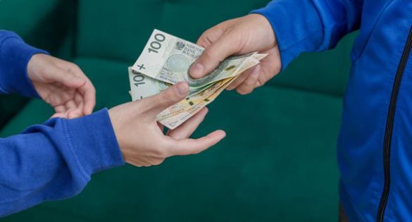 Zmiany w kasach fiskalnych 2025 – zwolnienia z kas