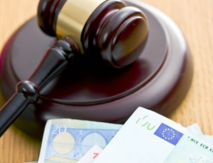 Kary umowne mogą być kosztem podatkowym. Ważny jest ekonomiczny sens ich poniesienia